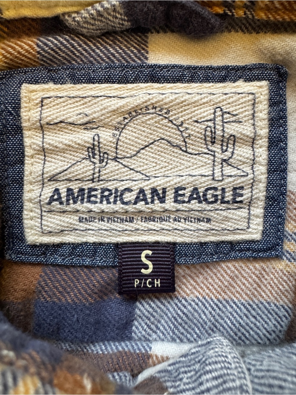 American Eagle Men's Flannel Shirt Khaki Super Soft Flannel Plaid Button Down S - Picture 5 of 13